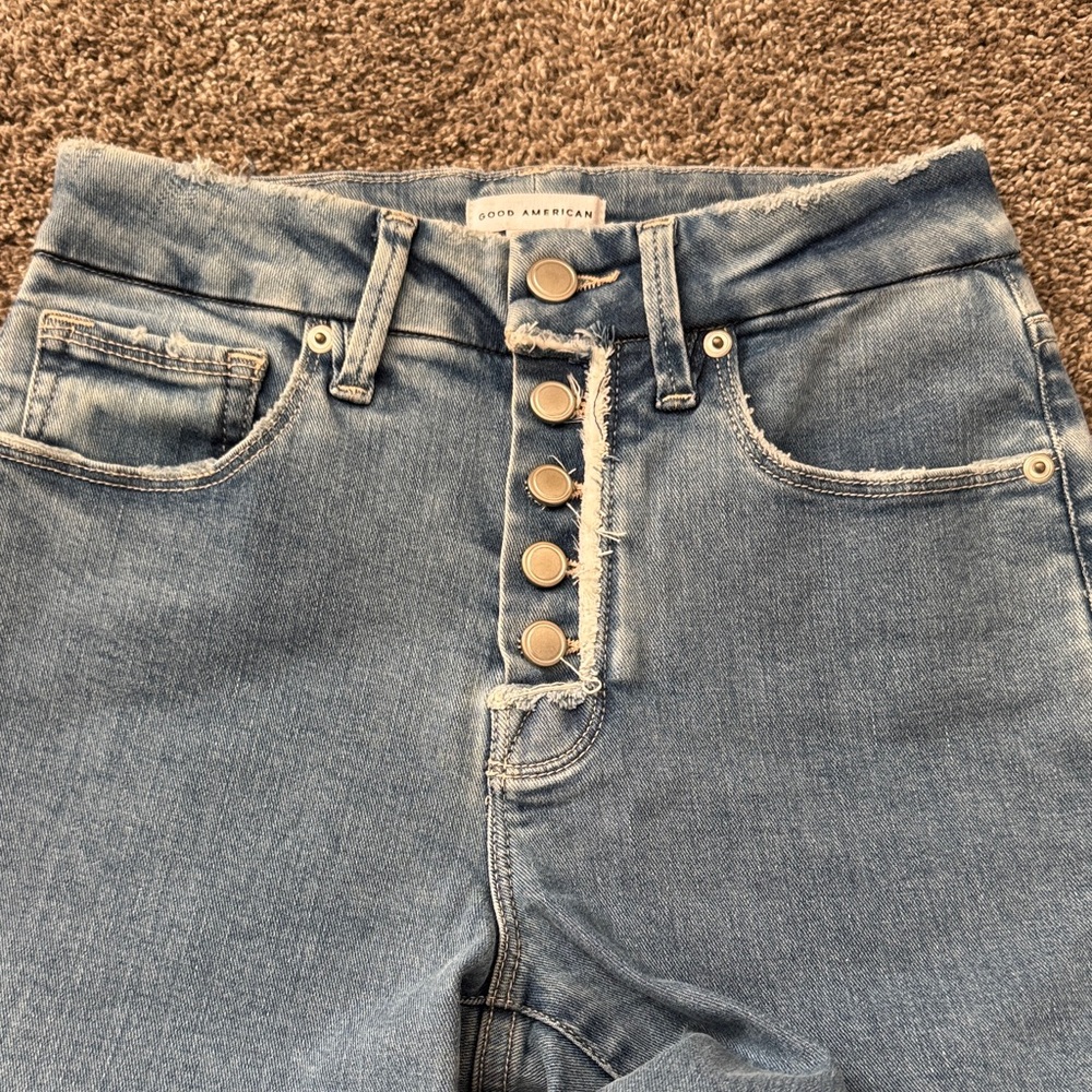 Good American Good Legs Flare Jeans💙 - Picture 7 of 9